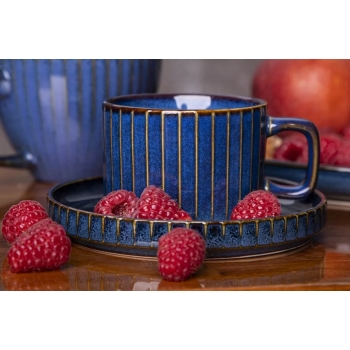 Filiżanka porcelanowa ze spodkiem 220ml Retro Reactive stripes granatowa