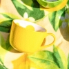 Filiżanka ceramiczna do kawy i herbaty Tropicana żółta cytryna 470 ml