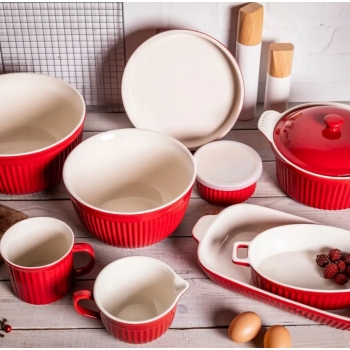 Naczynie żaroodporne okrągłe ceramiczne z pokrywką Red Chilli 2,2 l