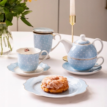 Talerzyk talerz deserowy porcelanowy Altom Design Natalie Blue błękit 21 cm