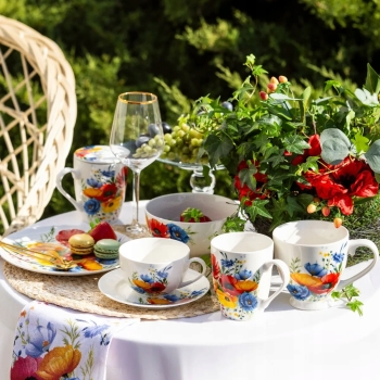 Filiżanka ze spodkiem do kawy herbaty porcelanowa Bukiet Maków 250 ml