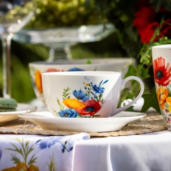 Filiżanka ze spodkiem do kawy herbaty porcelanowa Bukiet Maków 250 ml
