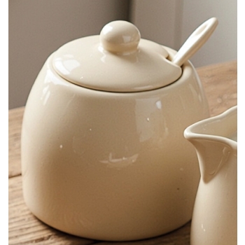Cukierniczka ceramiczna Beżowa cukiernica z pokrywką 300ml Florina Fjora
