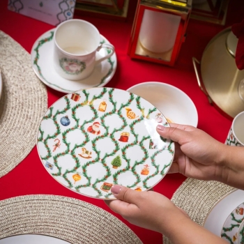 Talerz deserowy Świąteczny porcelanowy Świąteczna Girlanda 20 cm